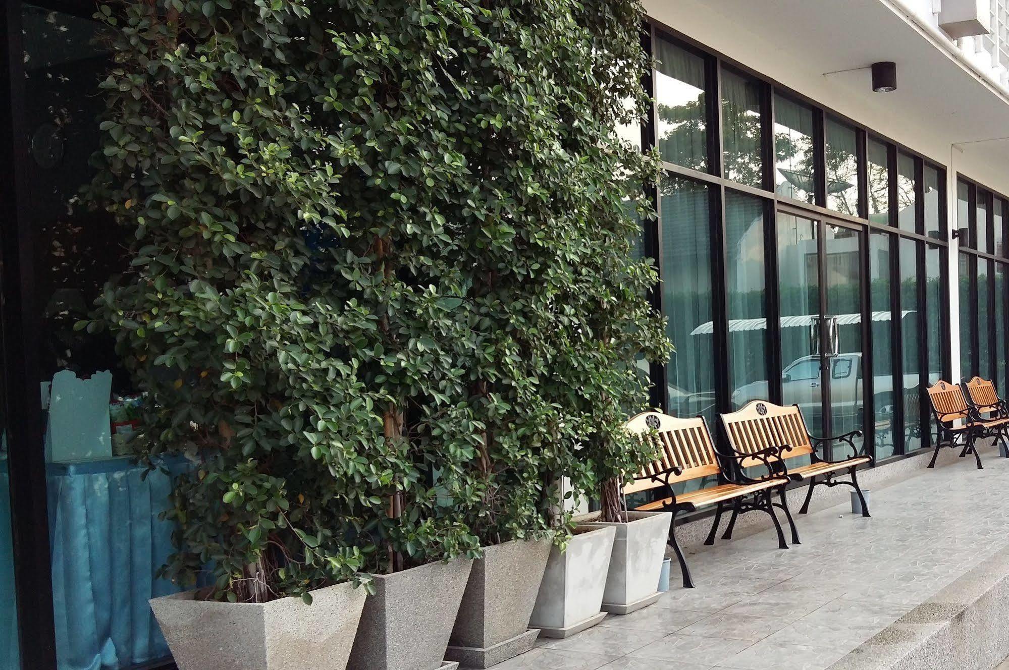 U Place Korat Nakhonratchasima Exterior foto